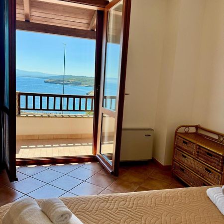 L'Ancora Blu Leilighet Porto Torres Eksteriør bilde
